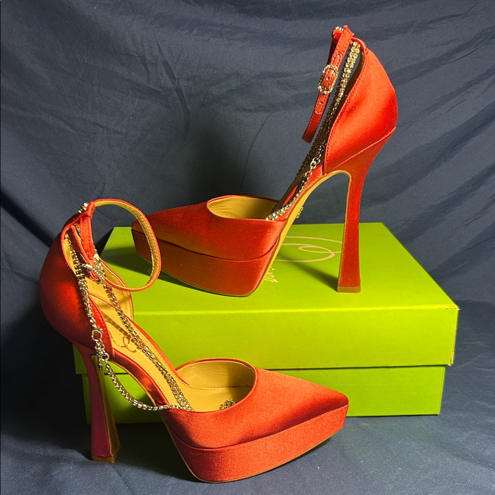 Sam Edelman- ANDIE, fuschia Satin, 6.5 women QS